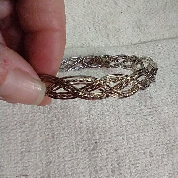 Silvertone braided woven bangle wire bracelet - Picture 1 of 2